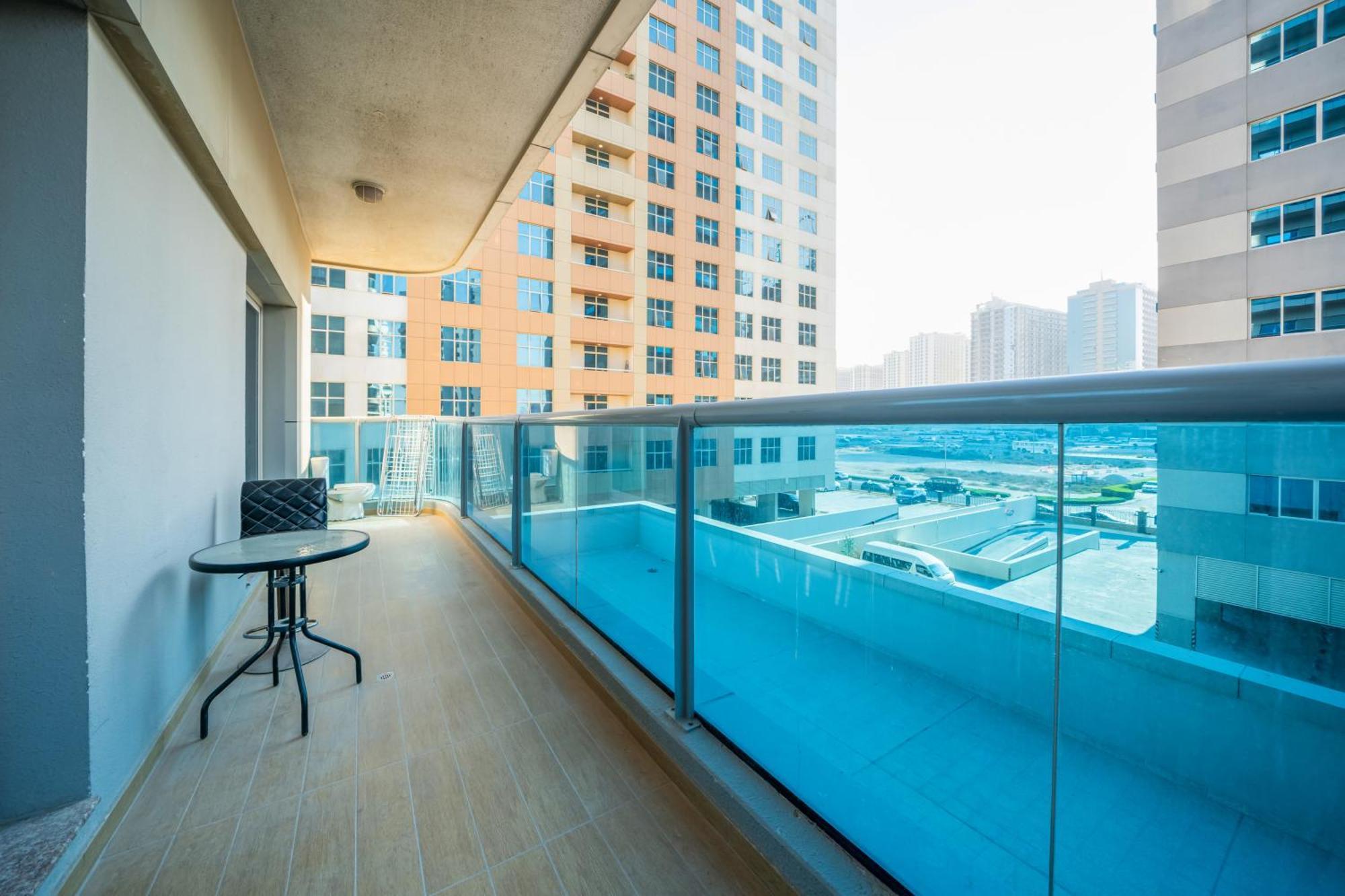 Live Spacious 3Br Apartment All En Suite & Balcony Dubai Buitenkant foto