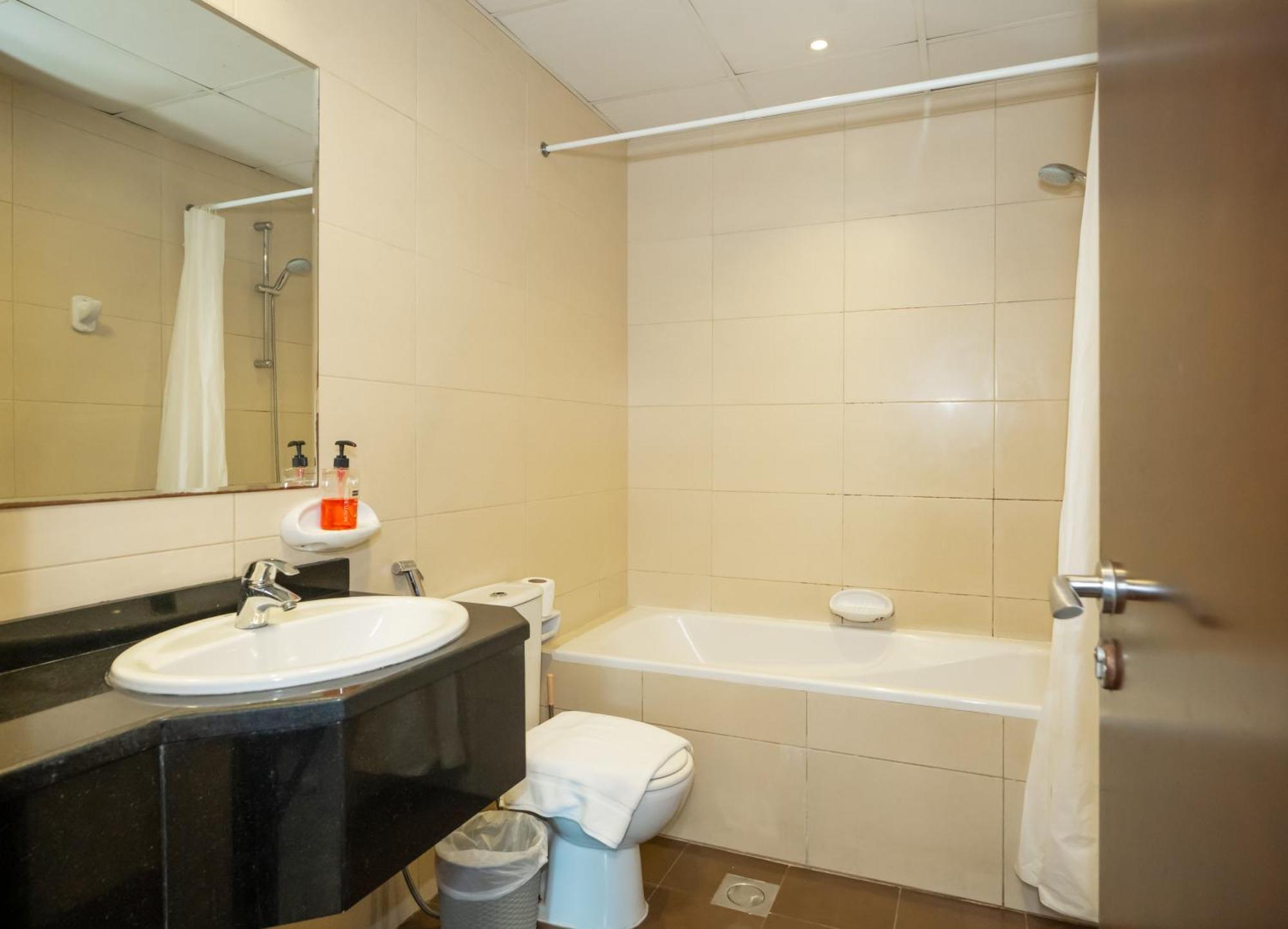 Live Spacious 3Br Apartment All En Suite & Balcony Dubai Buitenkant foto